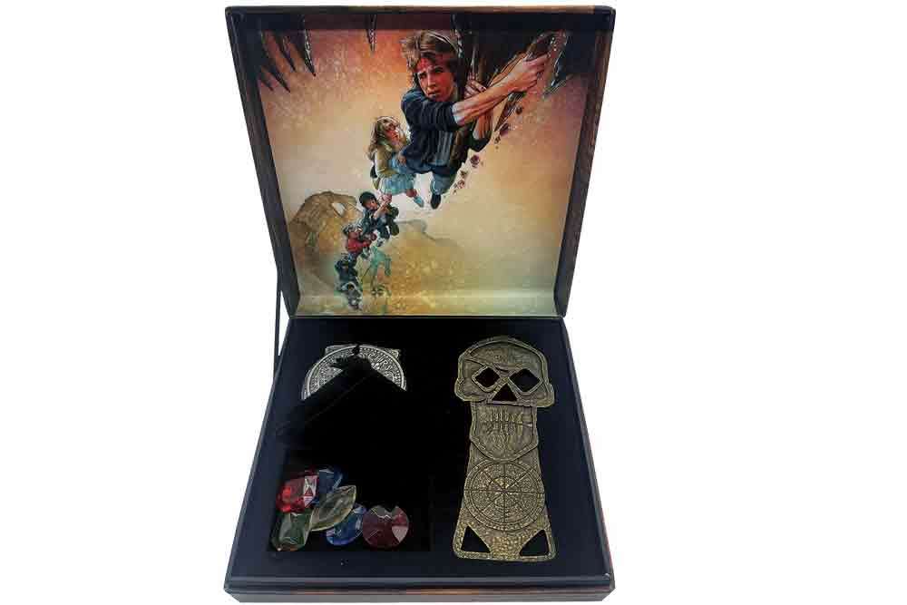 FANATTIK THE GOONIES - LIMITED EDITION TREASURE SET