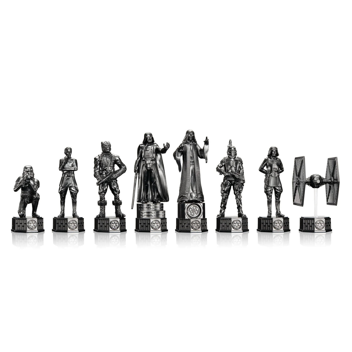 NOBLE COLLECTIONS STAR WARS ORIGINAL TRILOGY CHESS SET