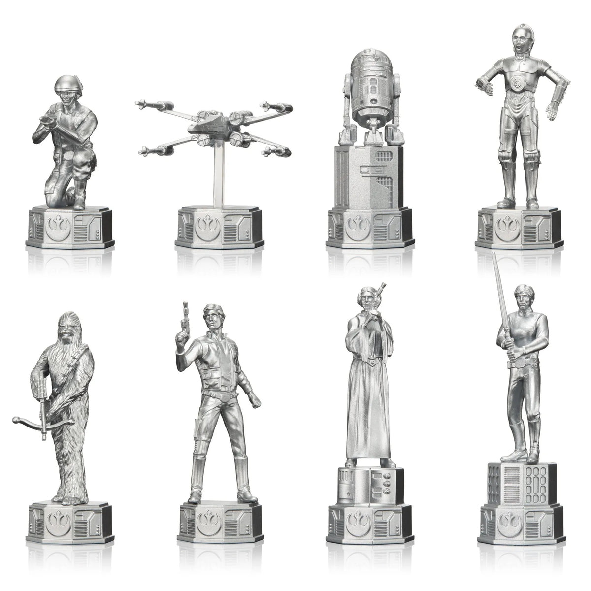 NOBLE COLLECTIONS STAR WARS ORIGINAL TRILOGY CHESS SET