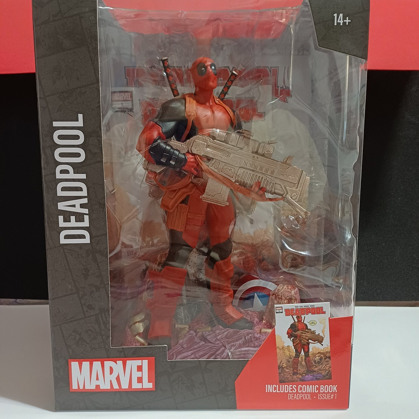 MCFARLANE MARVEL COLLECTION W5 1:6 DEADPOOL (DEADPOOL #1) FIGURE