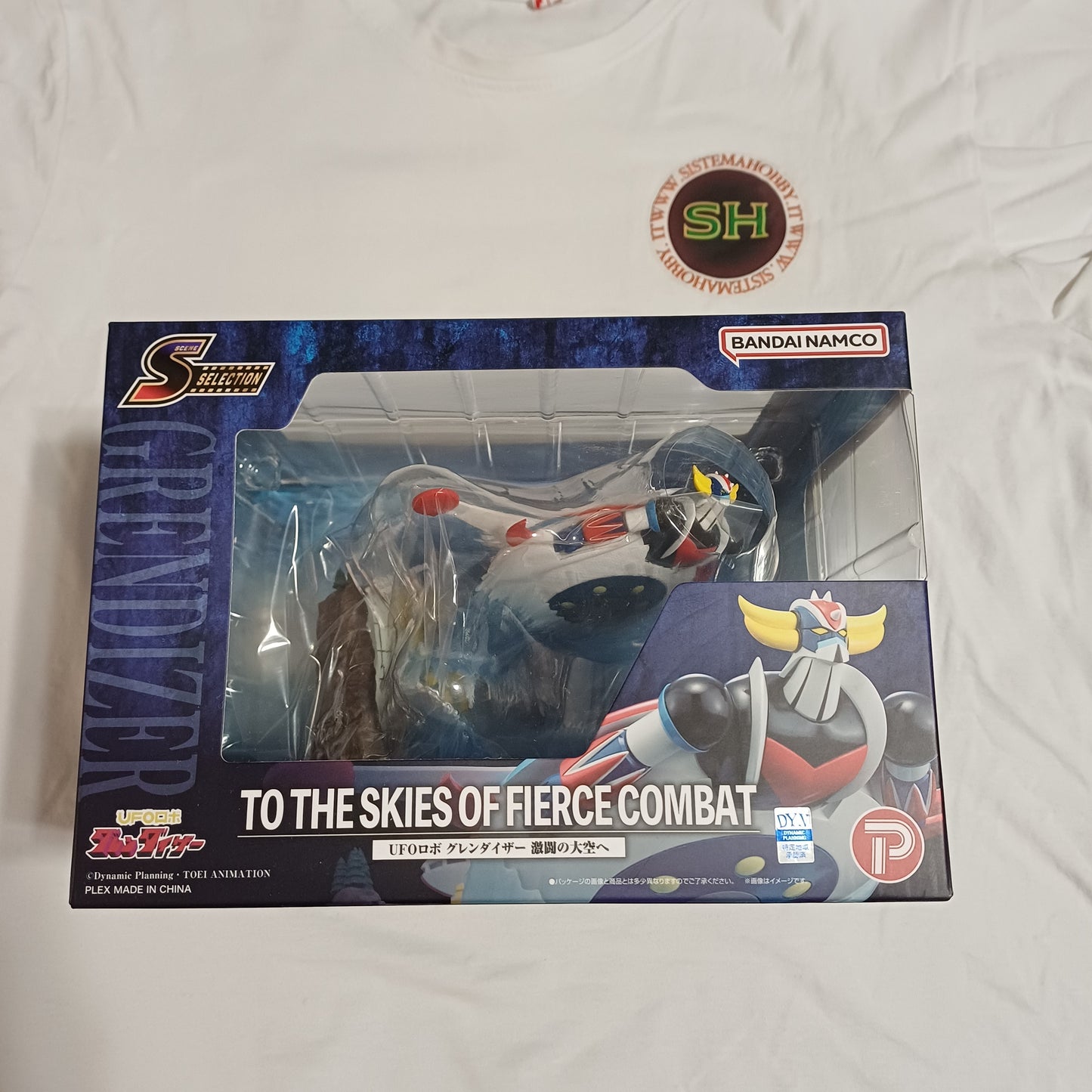 PLEX SCENE SELECTION 02 GRENDIZER TO THE SKIES OF FIERCE COMBAT DIORAMA