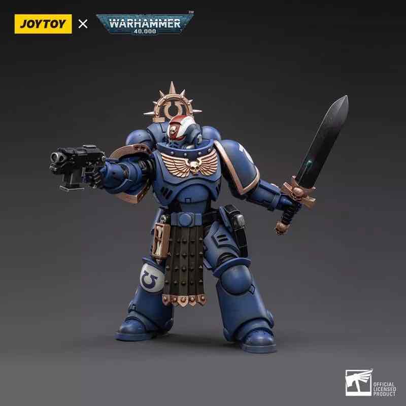 JOY TOY WARHAMMER 40K ULTRAMARINES PRIMARIS LIEUTENANT AMULIUS JOY TOY