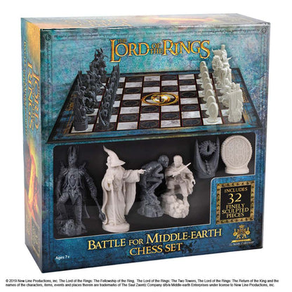 NOBLE COLLECTION LORD OF THE RING SCACCHIERA CARDBOARD CHESS SET NOBLE COLLECTIONS